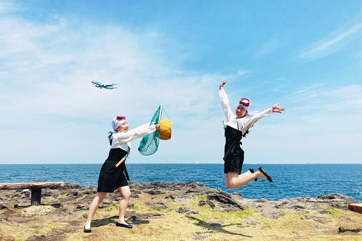 [Jeju] Woman Diver Haenyeo Traditional Clothes Rental Experience - Photo 1 of 19